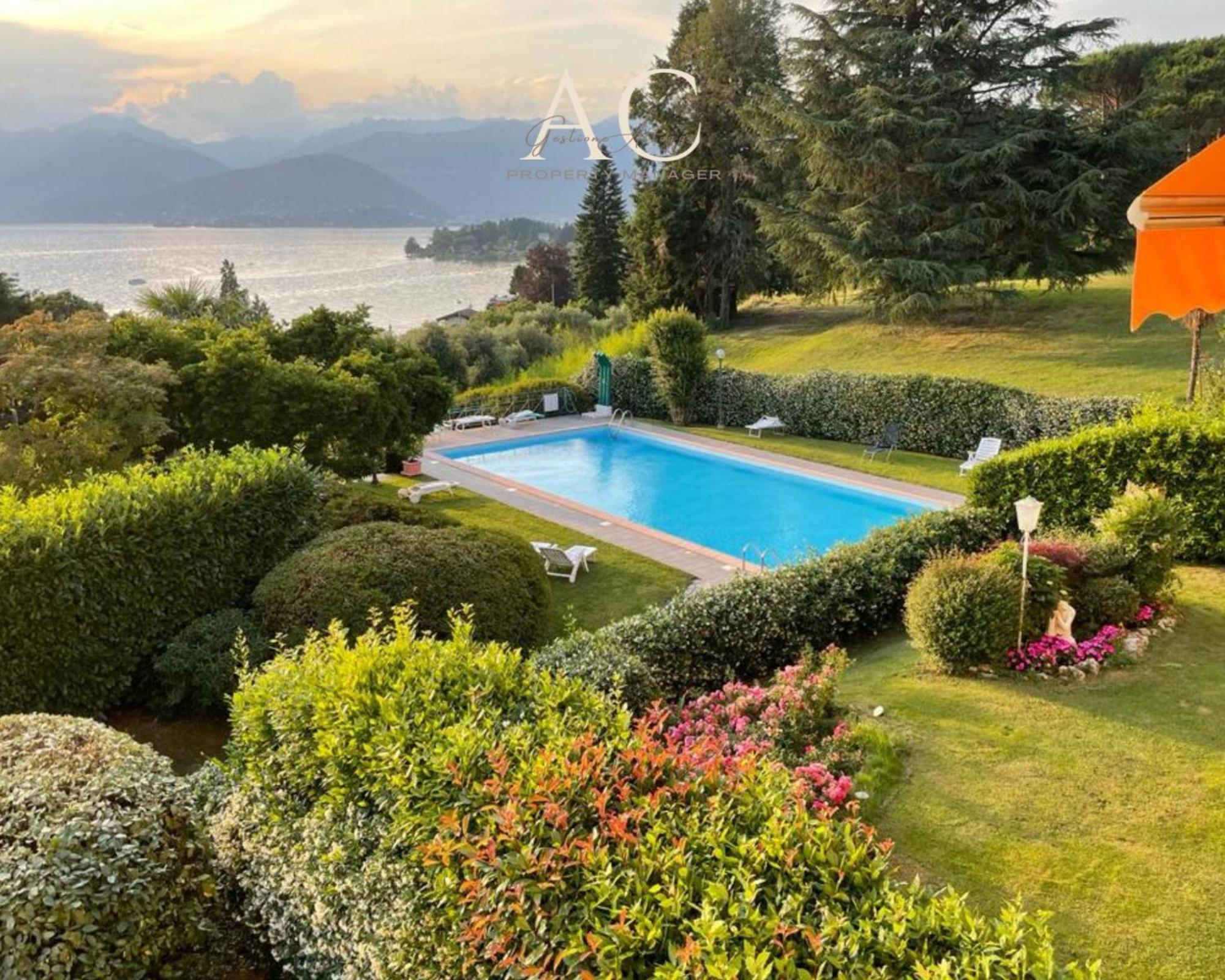 The House On The Lake Reno Di Leggiuno Exteriér fotografie